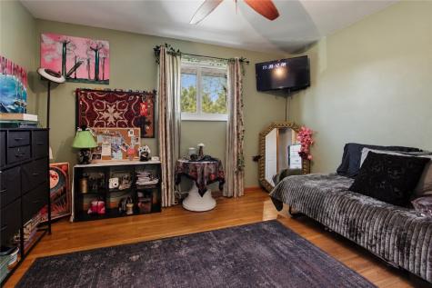 65 Lee Avenue South Strabane PA 15301