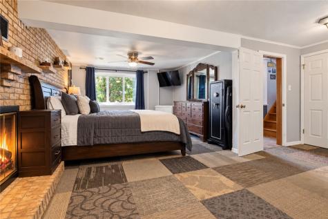 65 Lee Avenue South Strabane PA 15301