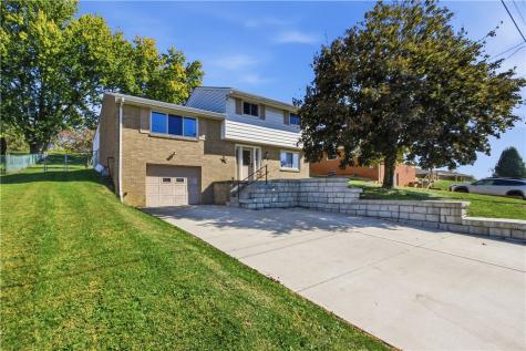 65 Lee Avenue South Strabane PA 15301