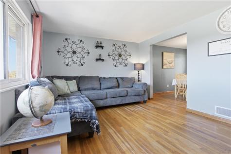 65 Lee Avenue South Strabane PA 15301