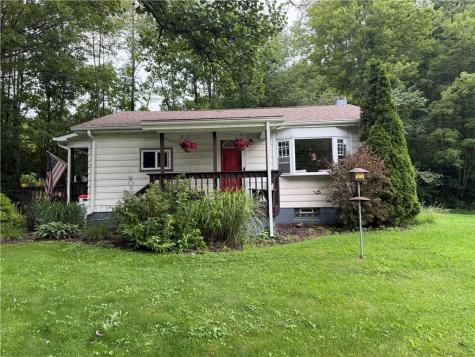 1048 Parkwood Road Shelocta PA 15701
