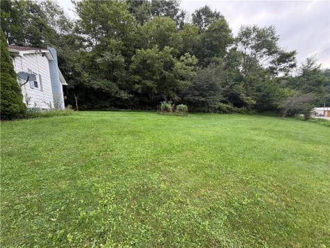 1048 Parkwood Road Shelocta PA 15701