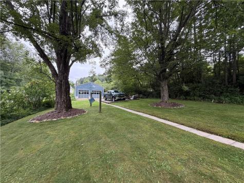 1048 Parkwood Road Shelocta PA 15701