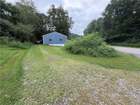 1048 Parkwood Road Shelocta PA 15701