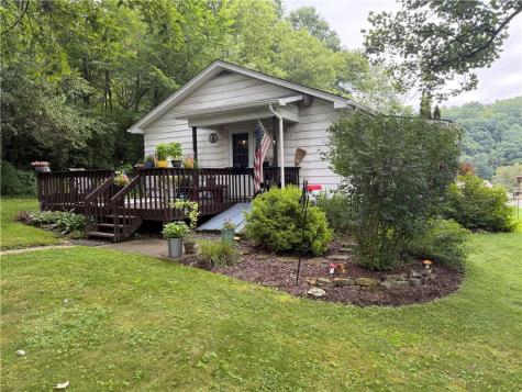 1048 Parkwood Road Shelocta PA 15701
