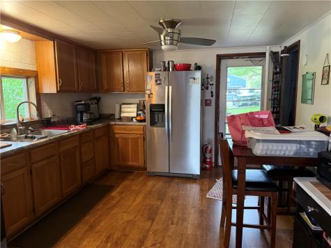 1048 Parkwood Road Shelocta PA 15701