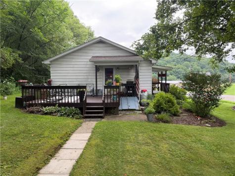 1048 Parkwood Road Shelocta PA 15701