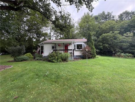 1048 Parkwood Road Shelocta PA 15701
