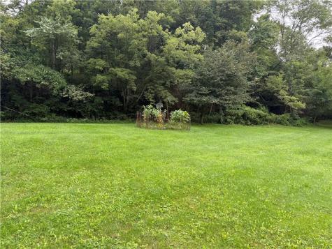 1048 Parkwood Road Shelocta PA 15701