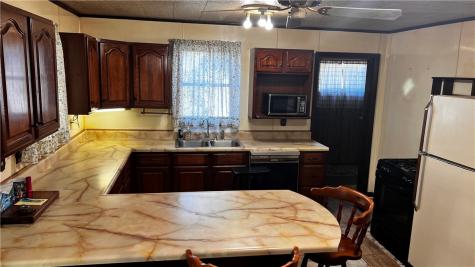 214 Cleveland Street W Kittanning Boro PA 16201