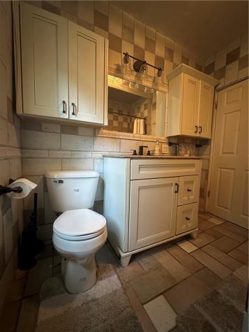 144 Calvert Lane Wayne Township PA 16101