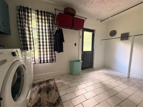 144 Calvert Lane Wayne Township PA 16101
