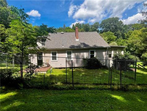 144 Calvert Lane Wayne Township PA 16101