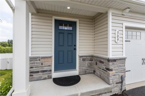 309 Arden Drive Lancaster Township PA 16037
