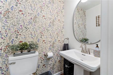 2689 Crosby Avenue Dormont PA 15216