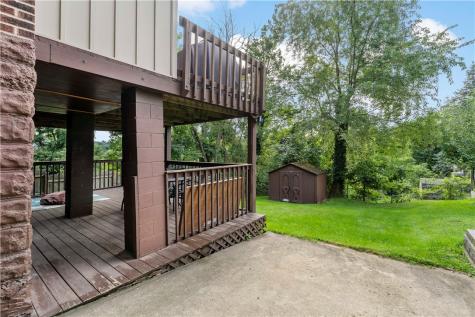 2689 Crosby Avenue Dormont PA 15216