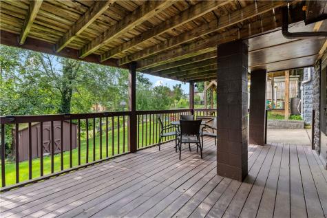 2689 Crosby Avenue Dormont PA 15216