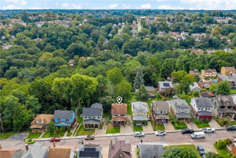 2689 Crosby Avenue Dormont PA 15216