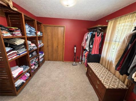 2924 Glenda Drive Scott Township PA 16101