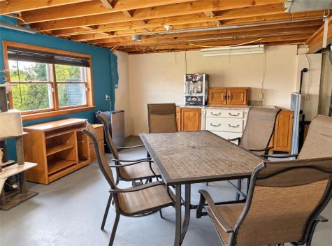 2924 Glenda Drive Scott Township PA 16101