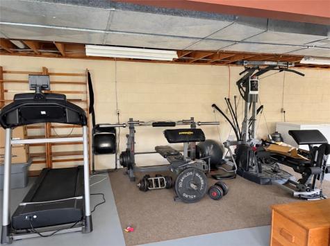 2924 Glenda Drive Scott Township PA 16101
