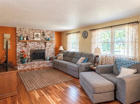 2924 Glenda Drive Scott Township PA 16101