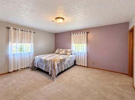2924 Glenda Drive Scott Township PA 16101