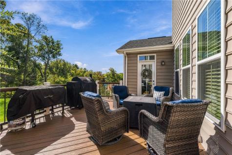2900 Cross Creek Court Hampton PA 15044