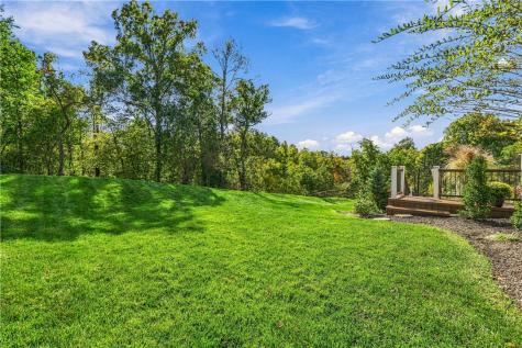 2900 Cross Creek Court Hampton PA 15044