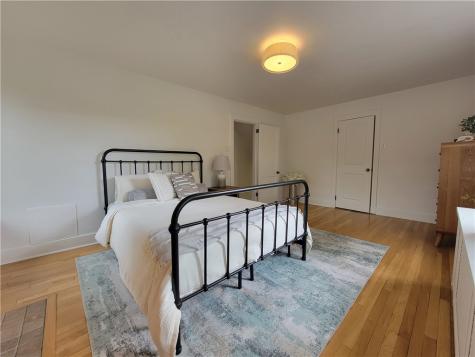 6925 Rosewood Street Point Breeze PA 15208