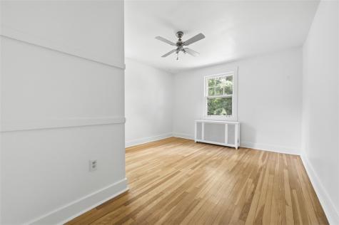 6925 Rosewood Street Point Breeze PA 15208
