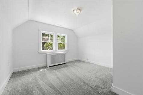 6925 Rosewood Street Point Breeze PA 15208