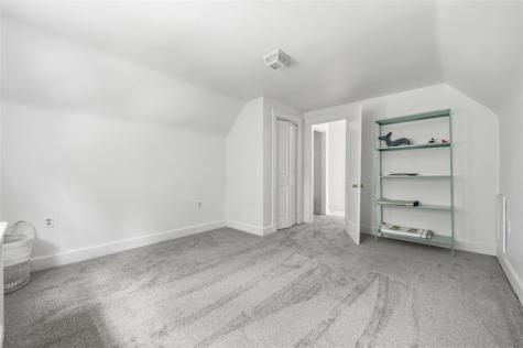 6925 Rosewood Street Point Breeze PA 15208