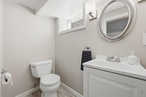 6925 Rosewood Street Point Breeze PA 15208