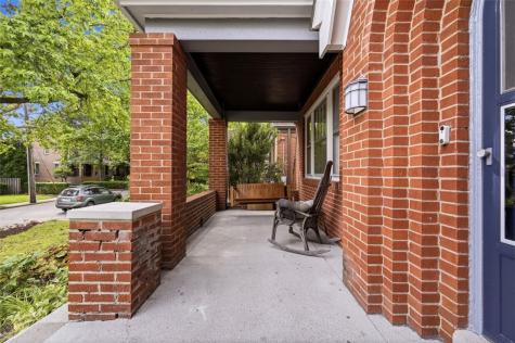 6925 Rosewood Street Point Breeze PA 15208