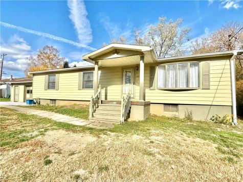 226 Cottage Avenue Masontown PA 15461