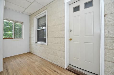 320 N 3rd Street Clairton PA 15025