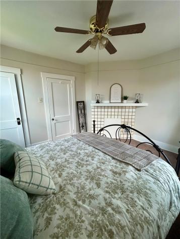 1424 Mcfarland Road Dormont PA 15216