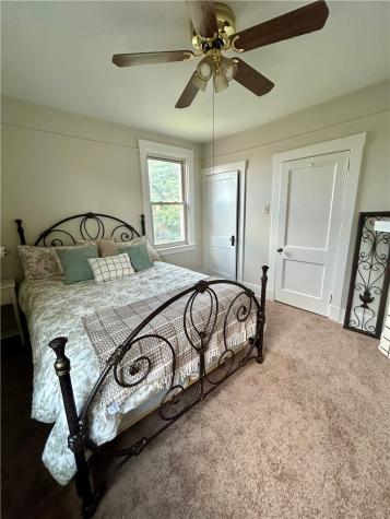 1424 Mcfarland Road Dormont PA 15216