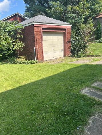 1424 Mcfarland Road Dormont PA 15216