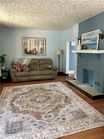1424 Mcfarland Road Dormont PA 15216