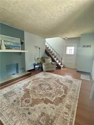 1424 Mcfarland Road Dormont PA 15216