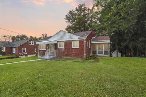2239 Romine Street Baldwin Township PA 15226