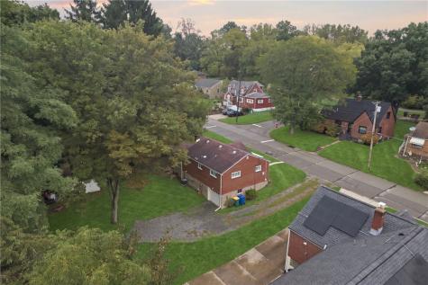 2239 Romine Street Baldwin Township PA 15226