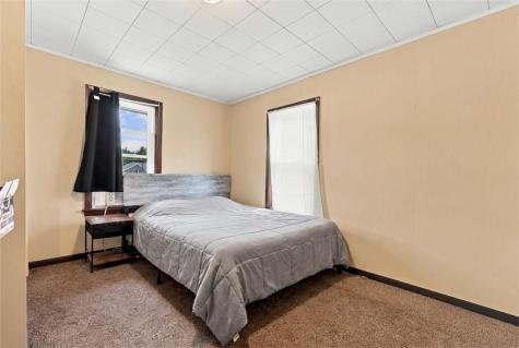 18 North Street West Middlesex Boro PA 16159
