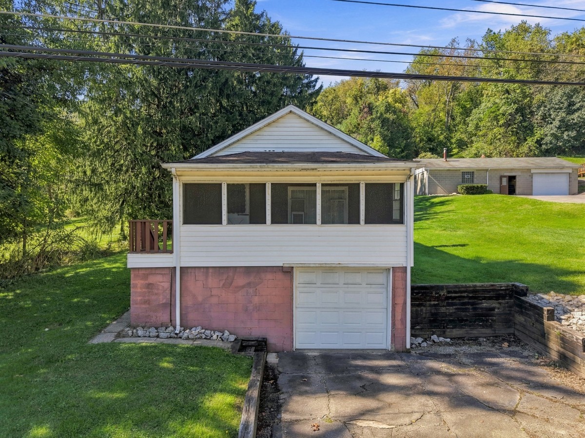 1308 Butler Road Springdale Township PA 15144