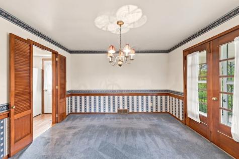 195 W Shaw Place Shaler PA 15116