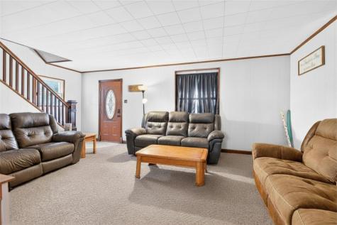 7435 Big Beaver Boulevard Big Beaver PA 16157