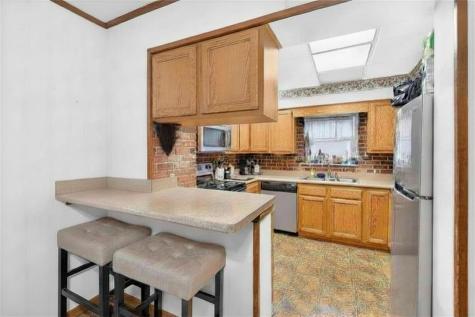 7435 Big Beaver Boulevard Big Beaver PA 16157