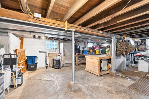 7435 Big Beaver Boulevard Big Beaver PA 16157